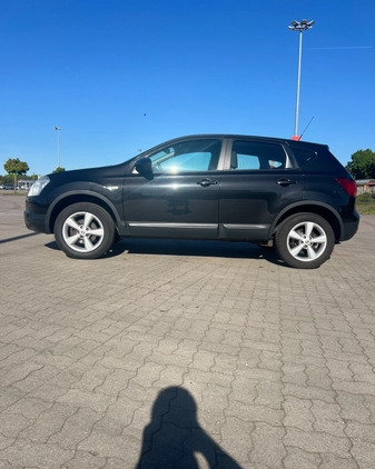 Nissan Qashqai cena 27499 przebieg: 148500, rok produkcji 2010 z Słupsk małe 137